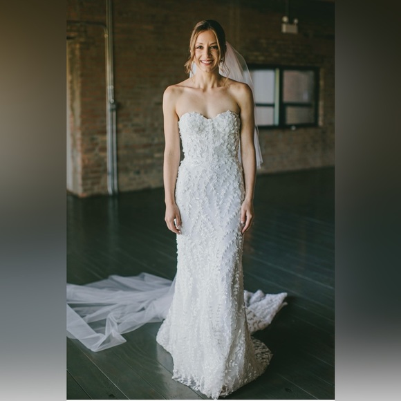 Made With Love Bridal ‘Posie’ Wedding Gown - Picture 2 of 8